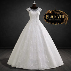 Elise Traditional Wedding Dress