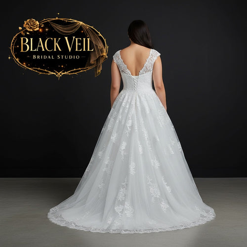 Elise Traditional Wedding Dress
