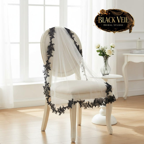 Black Lace Appliques Short Wedding Veil With Comb