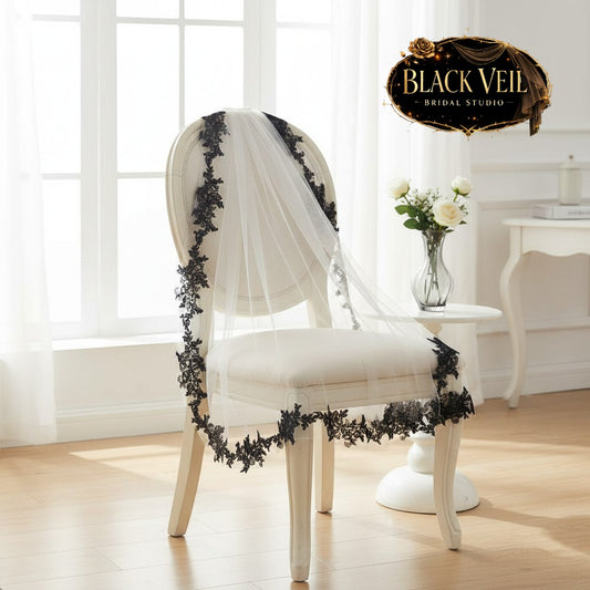 Black Lace Appliques Short Wedding Veil With Comb