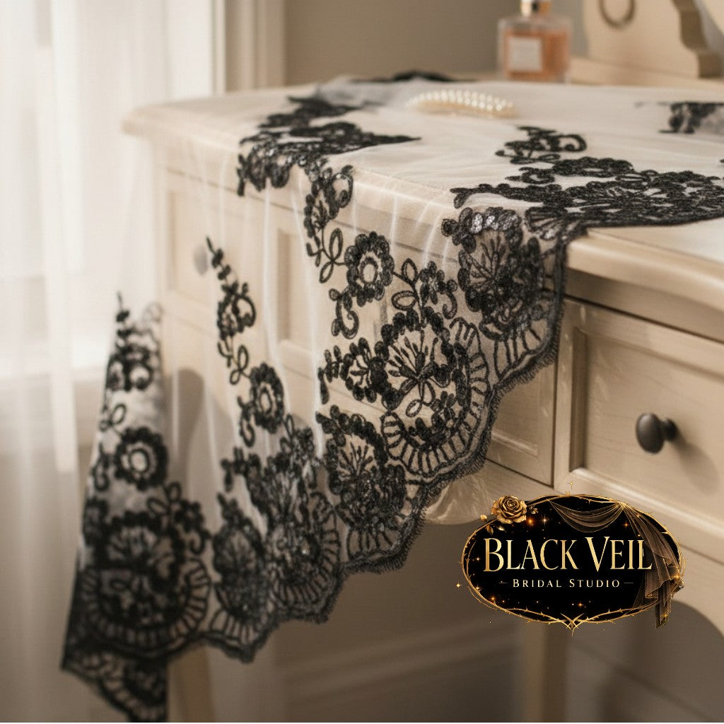 Black Sequined Lace Trimmed Wedding Veil Short With Comb