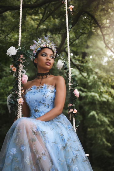 alternative wedding dress 21 Alternative Wedding Dress Ideas: Colourful and Unusual