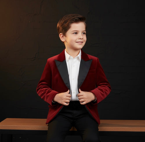 Individuelles Kleid und Blazer für Melanie