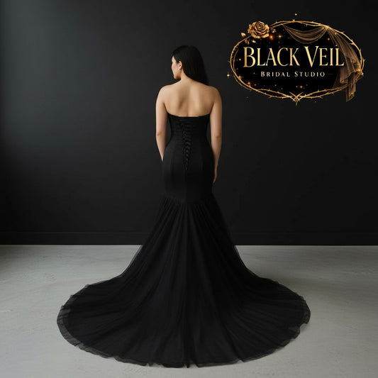 Bellona Mermaid Style Wedding Dress In Red Or Black