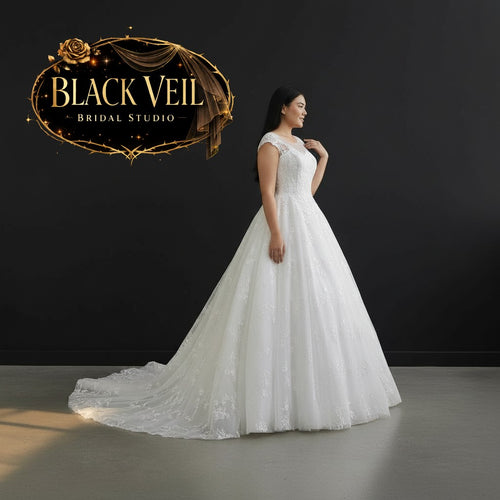 Elise Traditional Wedding Dress